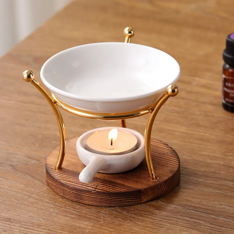Brûleur d'huile en céramique de bougeoir de luxe en métal chauffe-plat de cire de parfum de maison avec base en bois
