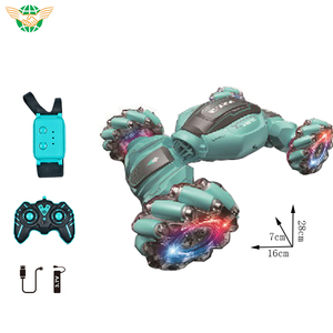 1:16 2.4G rc cars giocattolo mano gesto telecomando rc stunt car con sensore manuale e controller - Product Image 5