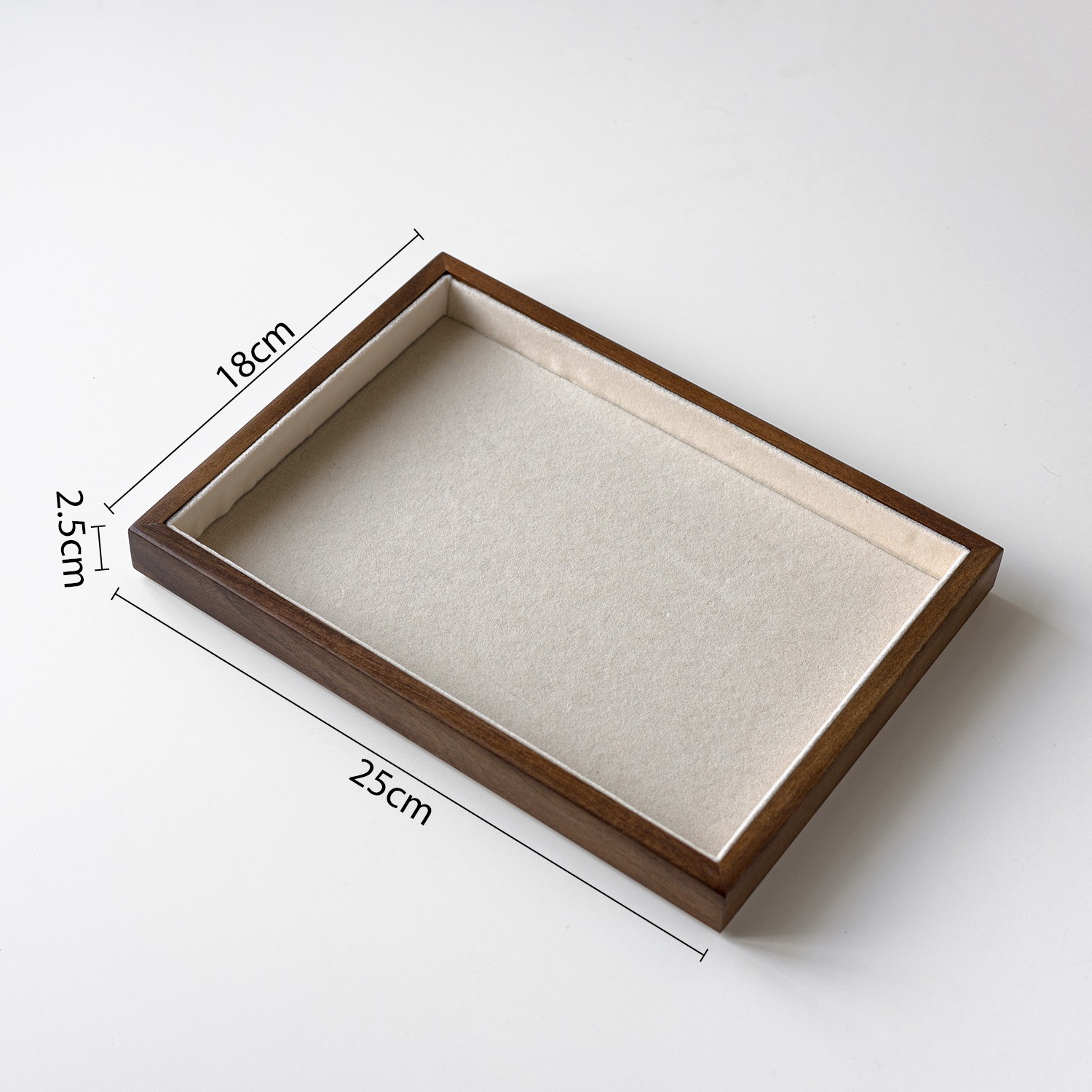 Plateau à bijoux 001