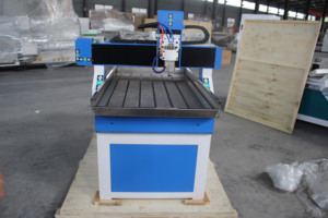 Minimáquina enrutadora cnc de 3 ejes, enrutador ATC cnc 1325, máquina de torno de madera para fabricación de puertas de paneles de tablero de mdf - Product Image 2