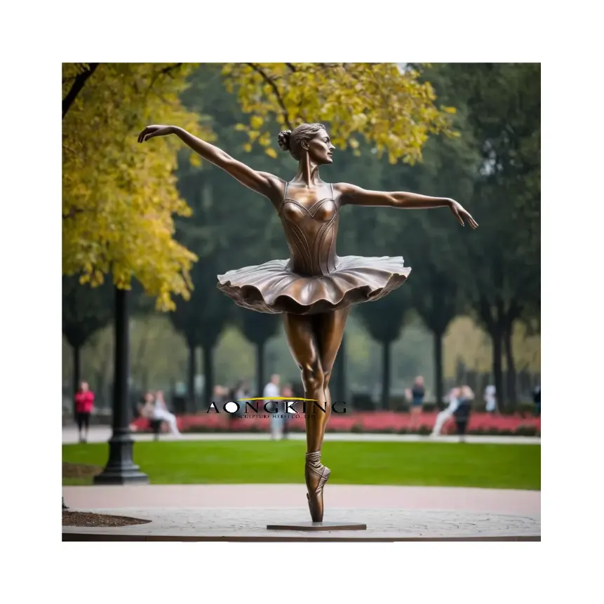 Decorazione per la casa in metallo artigianato statua su misura donna che balla scultura in bronzo a grandezza naturale ballerina ragazza che balla statue