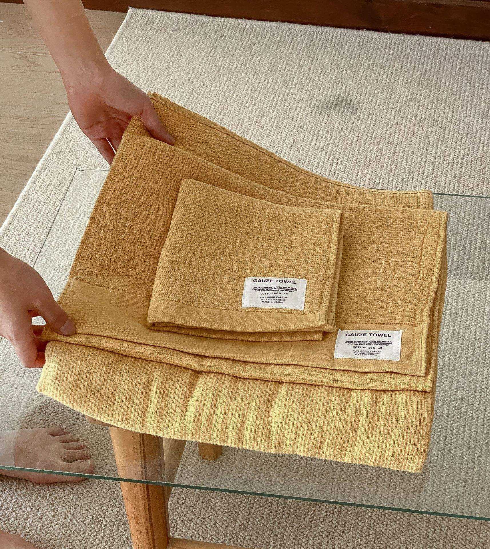 สีเหลือง