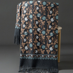 17gris oscuro