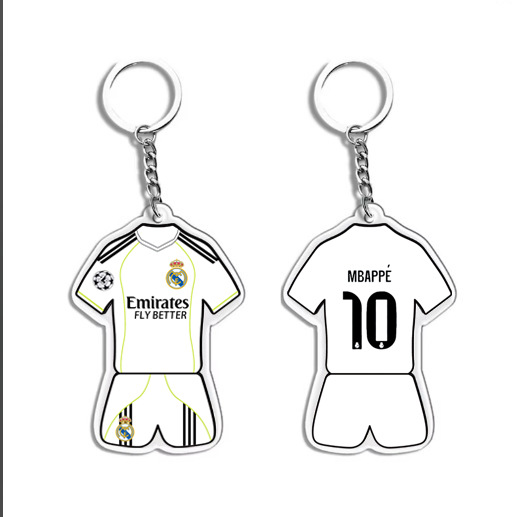 Mbappé Madrid blanc