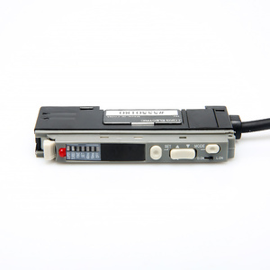 デジタル光ファイバーアンプFS-V11/V21/V31-P赤外線デジタル拡散反射光ファイバーセンサー - Product Image 1