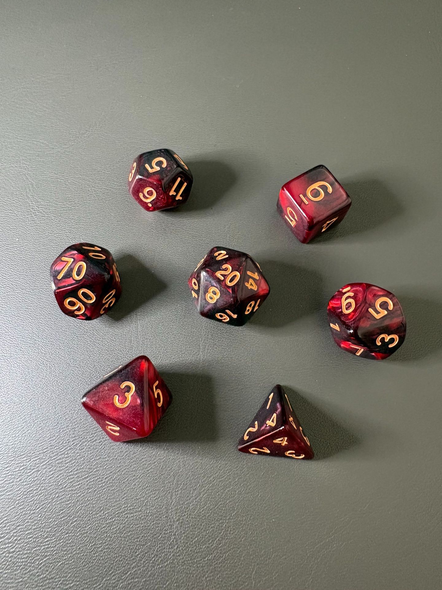 Juego de siete piezas multiusos, tamaño 14.
