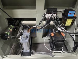 Автоматическая смена инструмента CNC алюминиевая фрезерная копировальная машина - Product Image 5
