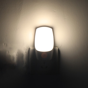 โคมไฟกลางคืน LED หรี่แสงได้พร้อมเซ็นเซอร์พลบค่ำถึงรุ่งอรุณอัตโนมัติ - Product Image 2