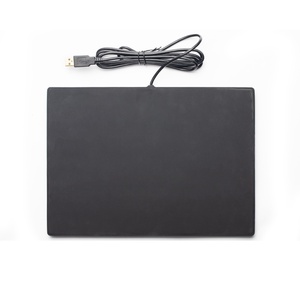 Teclado industrial de silicona resistente al agua con panel táctil integrado Ideal para procesamiento de alimentos médicos y uso en salas limpias - Product Image 6