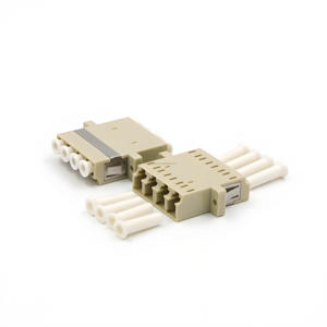 Fabrika kaynağı Singlemode SM OM3 OM4 4 çekirdek <span class=keywords><strong>LC</strong></span> UPC APC Quads çoğaltıcı flanş ile <span class=keywords><strong>LC</strong></span>/<span class=keywords><strong>LC</strong></span> Quad Fiber optik adaptör
