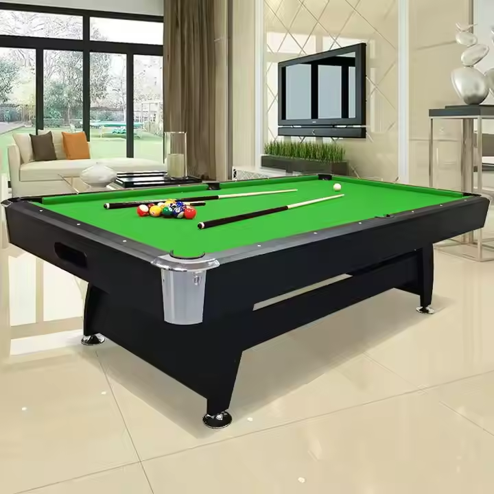 table noire tissu vert