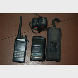 IP54 UHF a due vie Radio FM a 4 canali funzionamento walkie talkie TK-22AT radio bidirezionale - Product Image 6