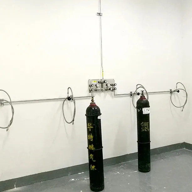 Regulador de presión de montaje en panel de nitrógeno de 3000PSI reguladores de presión de cilindro de Gas de cambio semiautomático de oxígeno de helio puro