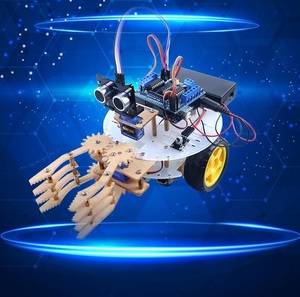 2024 neues intelligentes Roboter-Kit-Auto mit mechanischer Arm fernbedienung, das mit Arduino uno kompatibel ist