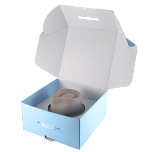 Sombrero vaquero Extra grande, caja de anillo con cadena, 56-58 cm - Product Image 1