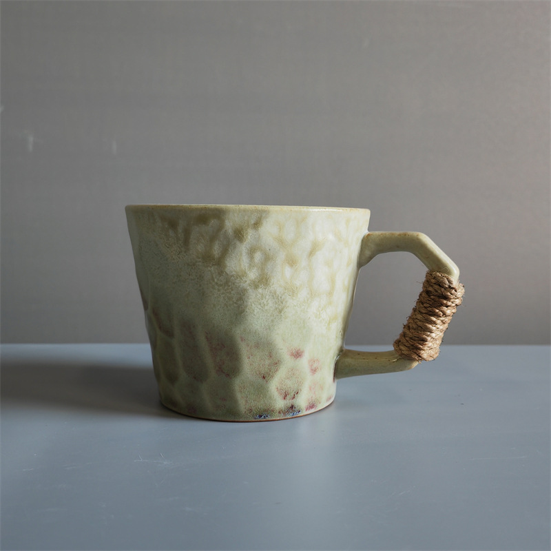 Tasse rasée au couteau E
