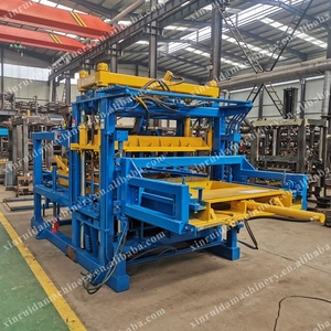 Maquinaria de construcción Máquina de fabricación de bloques de pavimentación de hormigón en China Precio de máquina de fabricación de ladrillos de cemento automático - Product Image 2