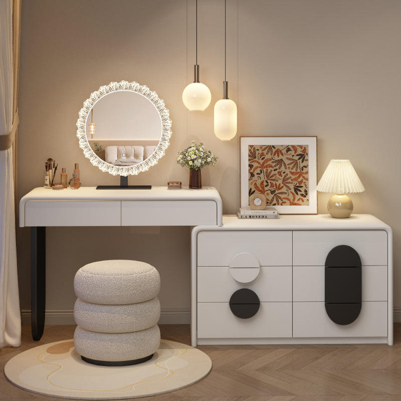 เก้าอี้สีขาว สไตล์ 2