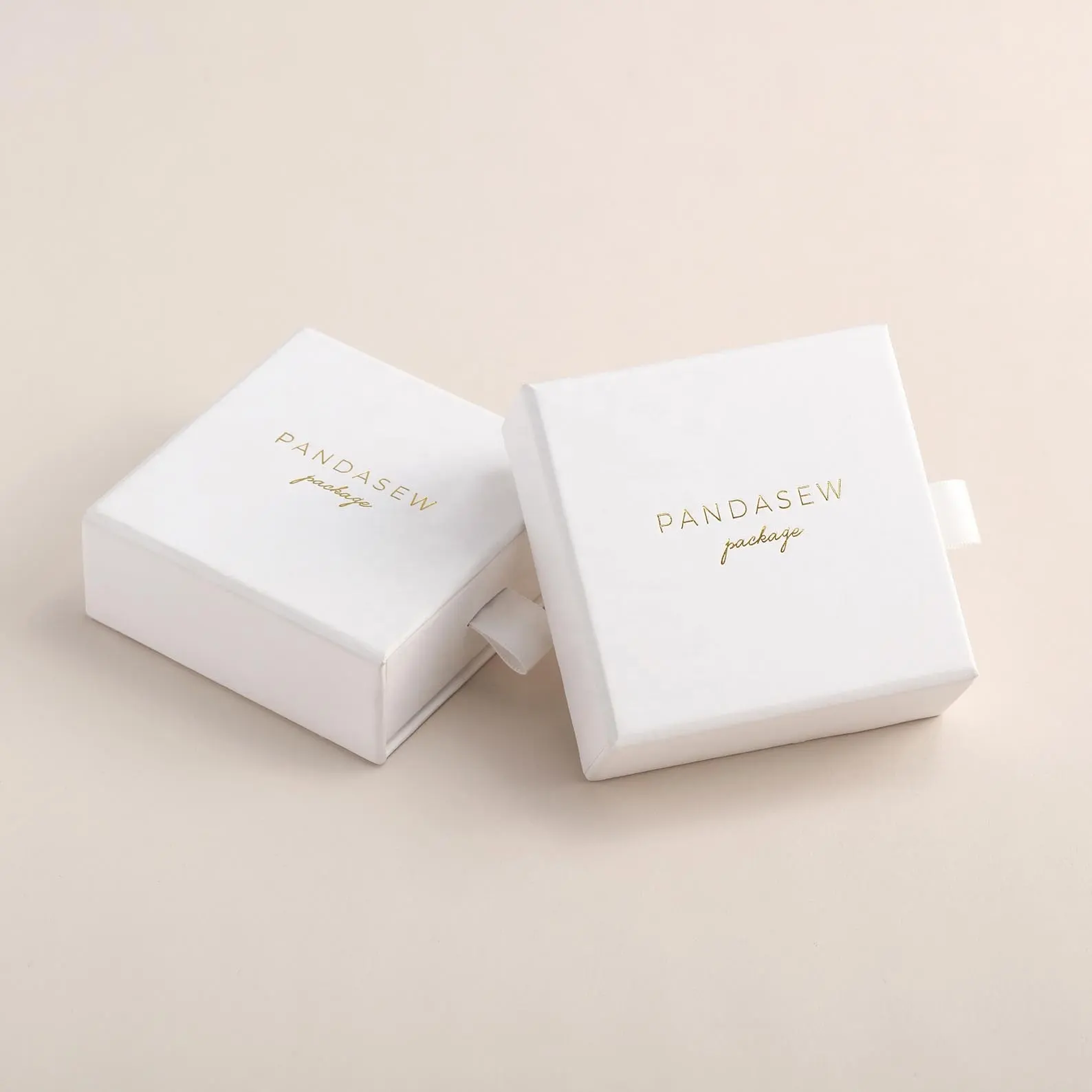 PandaSew luxe blanc carton papier Bracelet collier boîtes à bijoux emballage avec Logo personnalisé