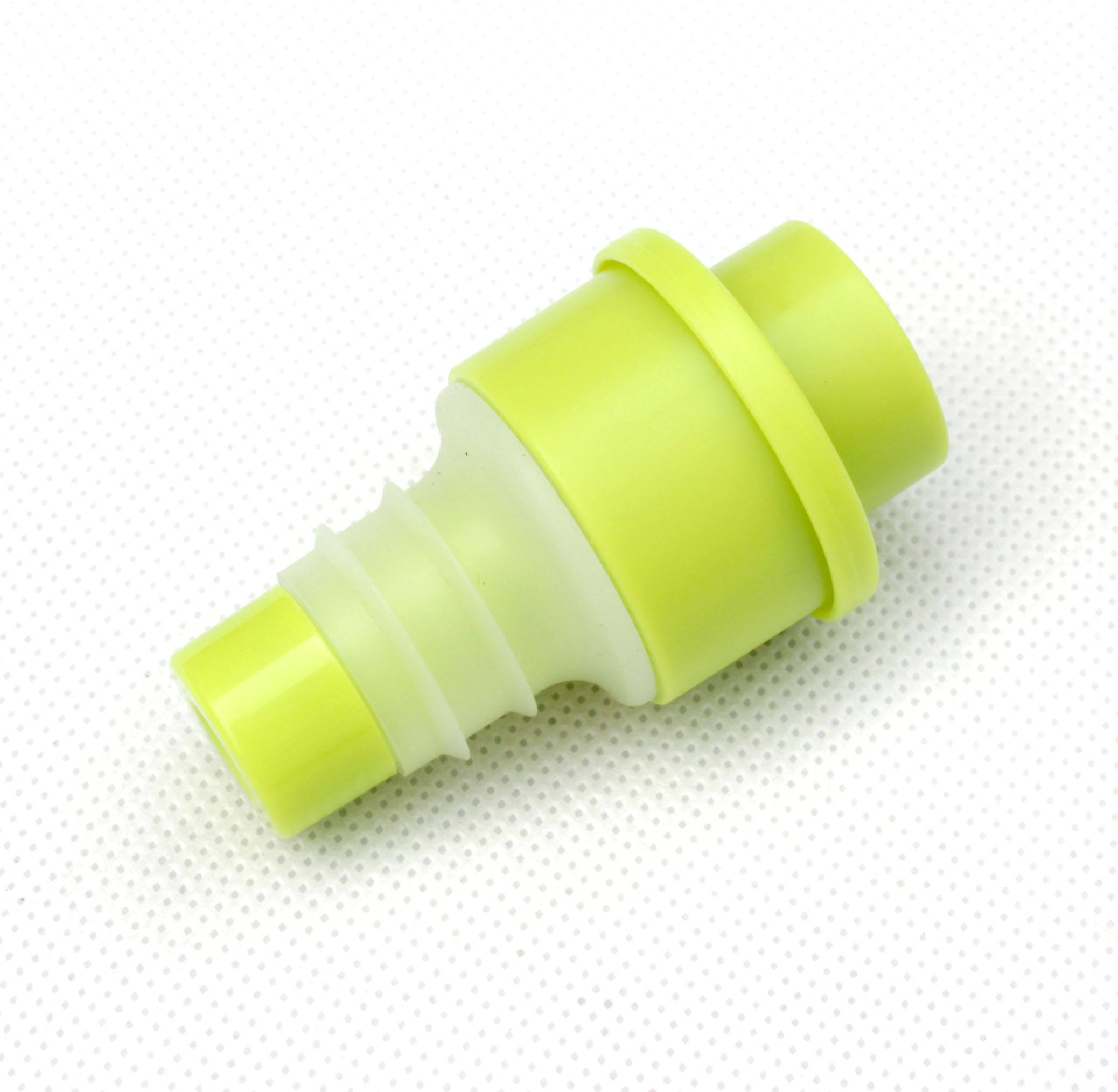 สีเขียวอ่อน