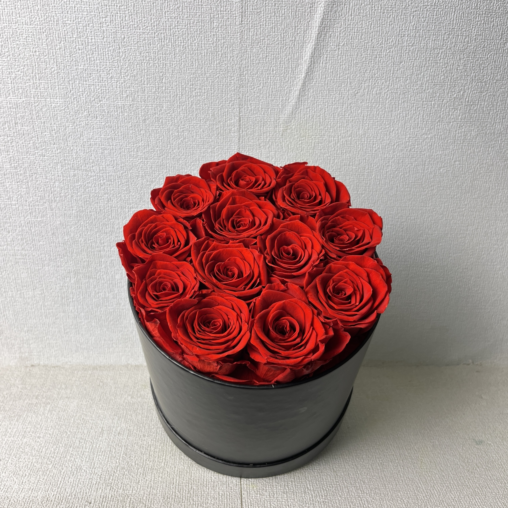 Red 12 flowers
