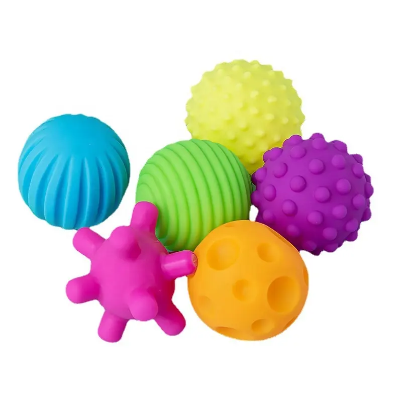 Confezione da 6 palline sensoriali giocattolo per acqua Spray per bambini massaggio Set di palline strutturate morbide sviluppa i sensi tattili del bambino palle giocattolo da bagno