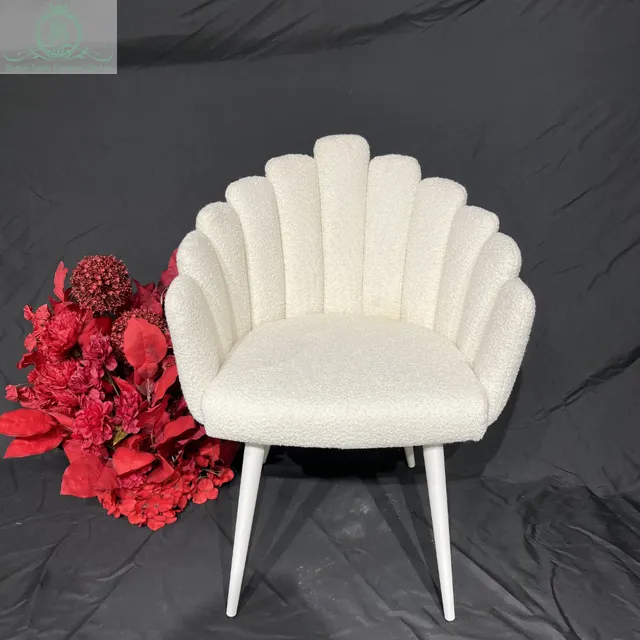 Vente en gros de nouveaux matériaux Chaise à bon prix pour événement de mariage