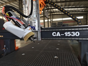 Enrutador CNC de 4 ejes con sistema de control LNC con cabezal oscilante de dispositivo giratorio ATC de CAMEL CNC - Product Image 6