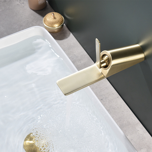Trung Quốc Nhà sản xuất Brushed vàng brass nước vòi xử lý đơn Wall Mount Basin tắm vòi nước bồn rửa - Product Image 2