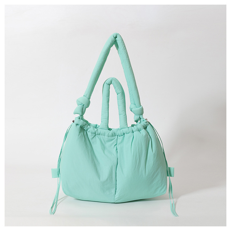 azzurro chiaro