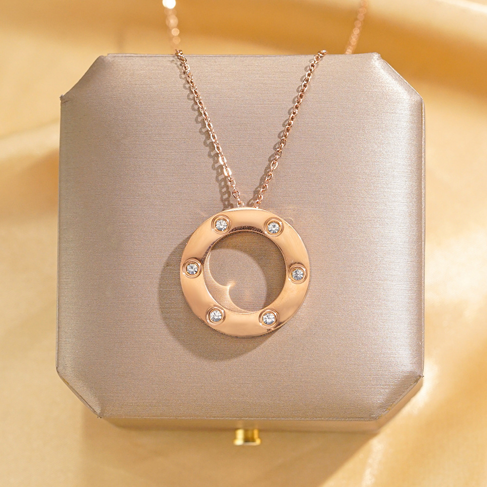 Rose gold round necklace, 6 diamonds, slightly oversized