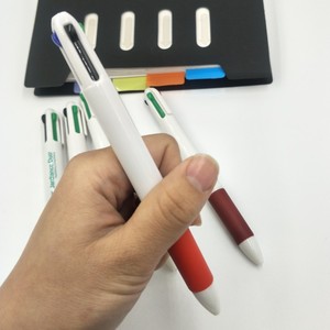 Dört <span class=keywords><strong>4</strong></span> renkli mürekkep tükenmez kalemler ile kişiselleştirilmiş logo