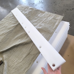 定制UHMWPE聚乙烯塑料滑槽导轨PE材料数控加工带切割加工服务 - Product Image 1