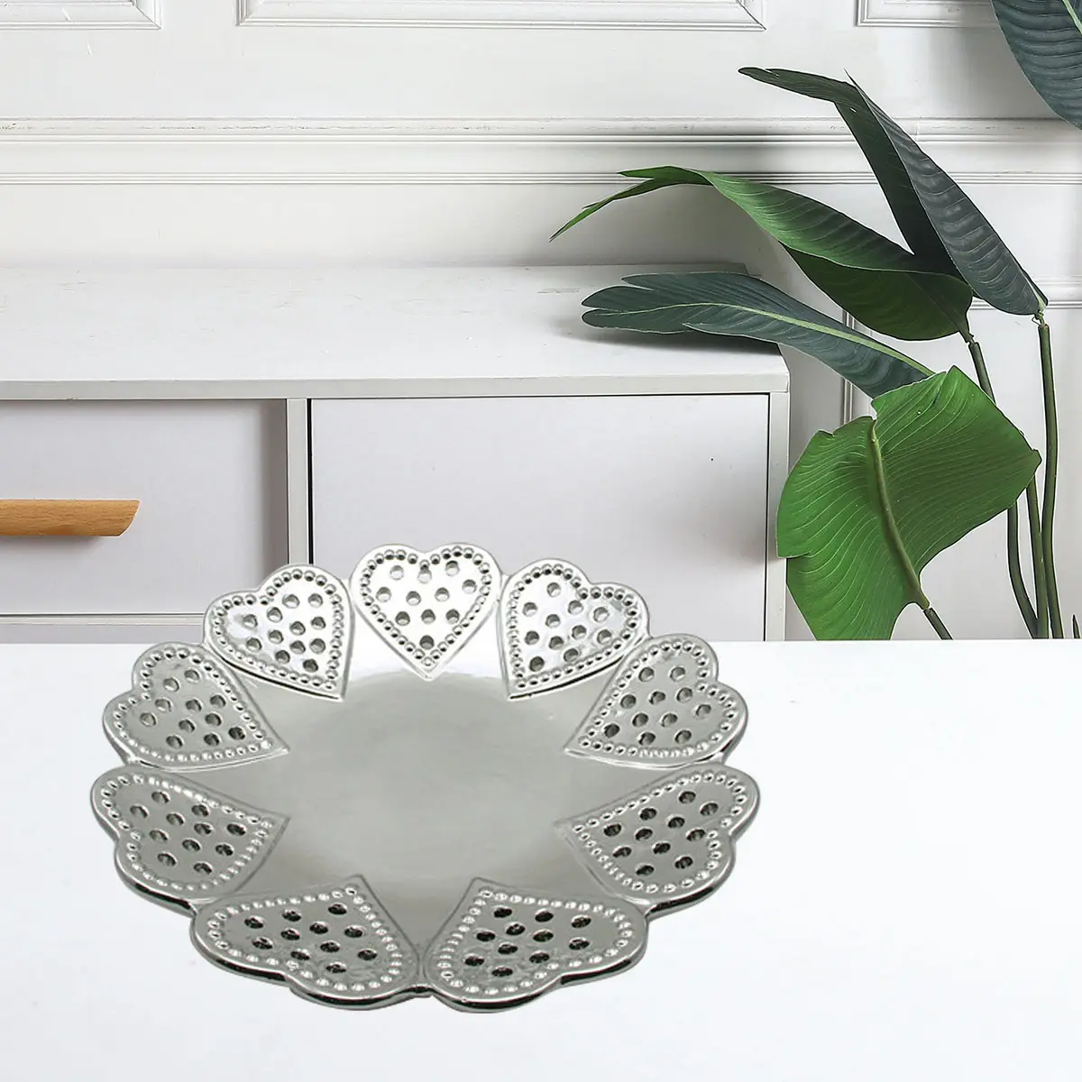 Assiette à fruits de style royal européen Assiette en porcelaine céramique au design classique Décoration intérieure écologique
