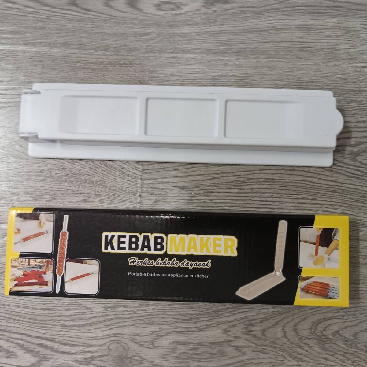 Boîte de couleur blanche