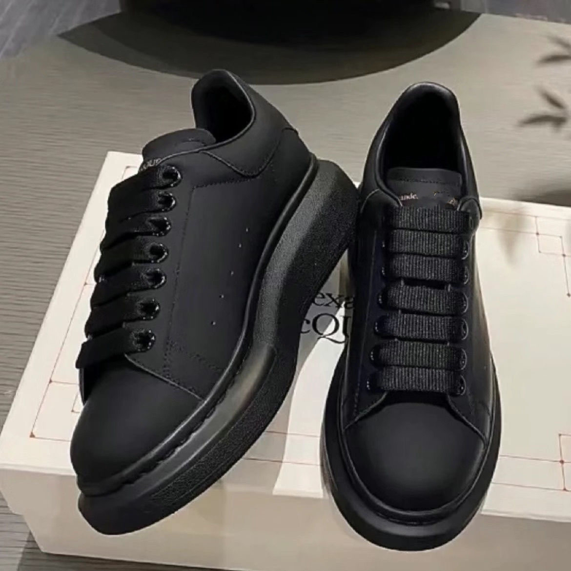 Noir 1