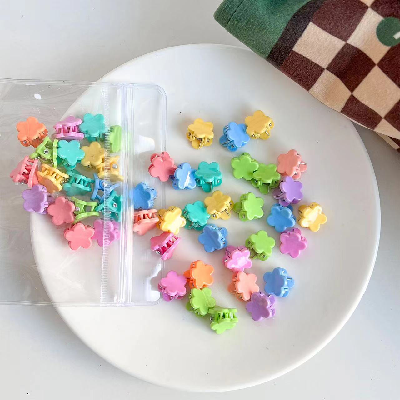 Bright macaron flat flower-bulk