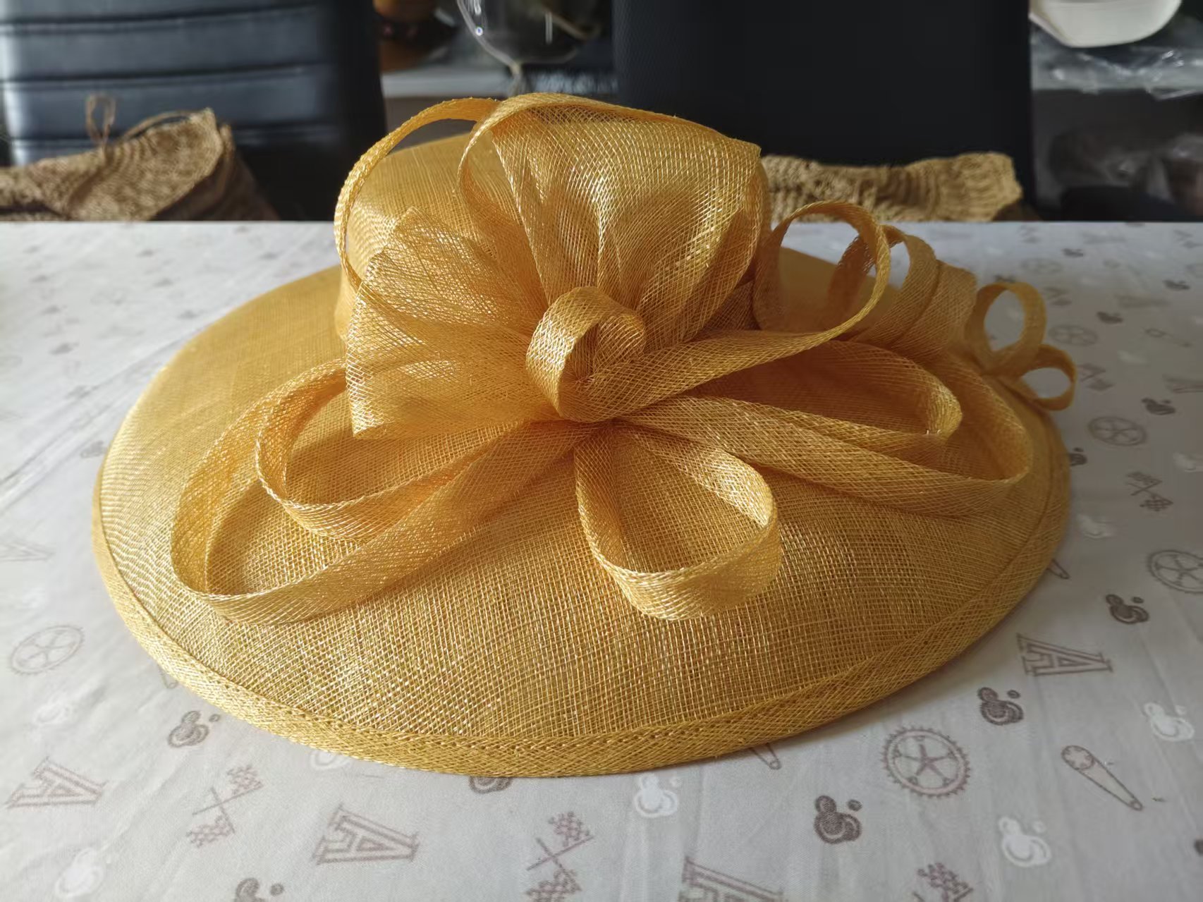 Jaune