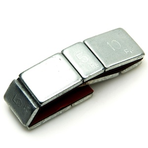 Bloc d'équilibrage de pneu pour pièces de rechange de voiture sur chenilles 1/10 Axial SCX10 RC - Product Image 4