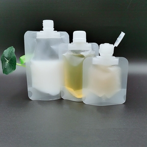 OEM ODMフロストクリアミニプラスチックフリップノズル化粧品サンプル包装ポーチスタンドアップフェイスクリーム包装バッグ - Product Image 1