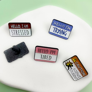 クラス & チーム認識のためのチーム名モダンとアンティークスタイルのカスタマイズ可能な名前バッジ - Product Image 2