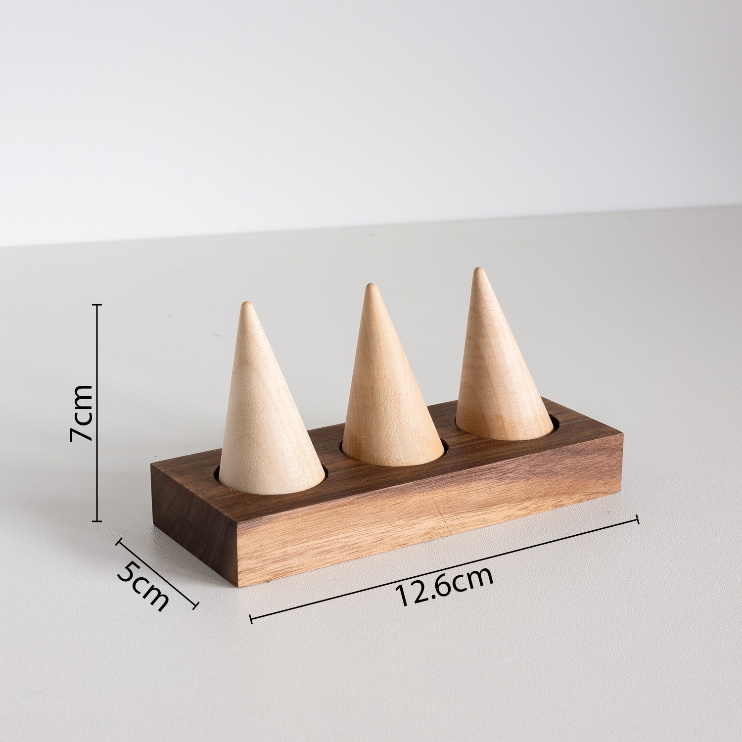 Walnut wood tip 3 fingers