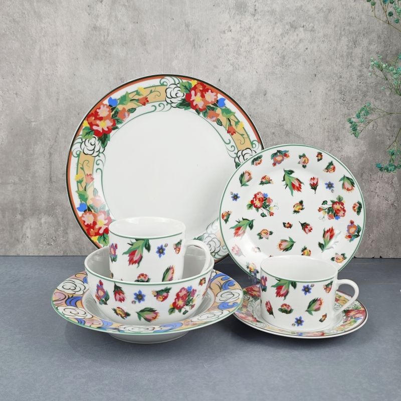 Full Fancy Flower Decal New Bone China Hot Selling 30pcs Dinnerware Set Exquisite Design for Party 2