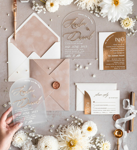 Tùy Chỉnh Sang Trọng Nhung Màu Hồng Màu Be Phong Bì Vòm Rõ Ràng Frosted Acrylic Thiệp Cưới Thiệp Mời Guilded Với Lá Vàng Rsvp Thẻ - Product Image 4