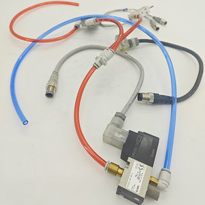 数控4 5轴转台阀VK332YY-50Z-M5-Q和微缸CDU5-5-DCR397GR连接电缆