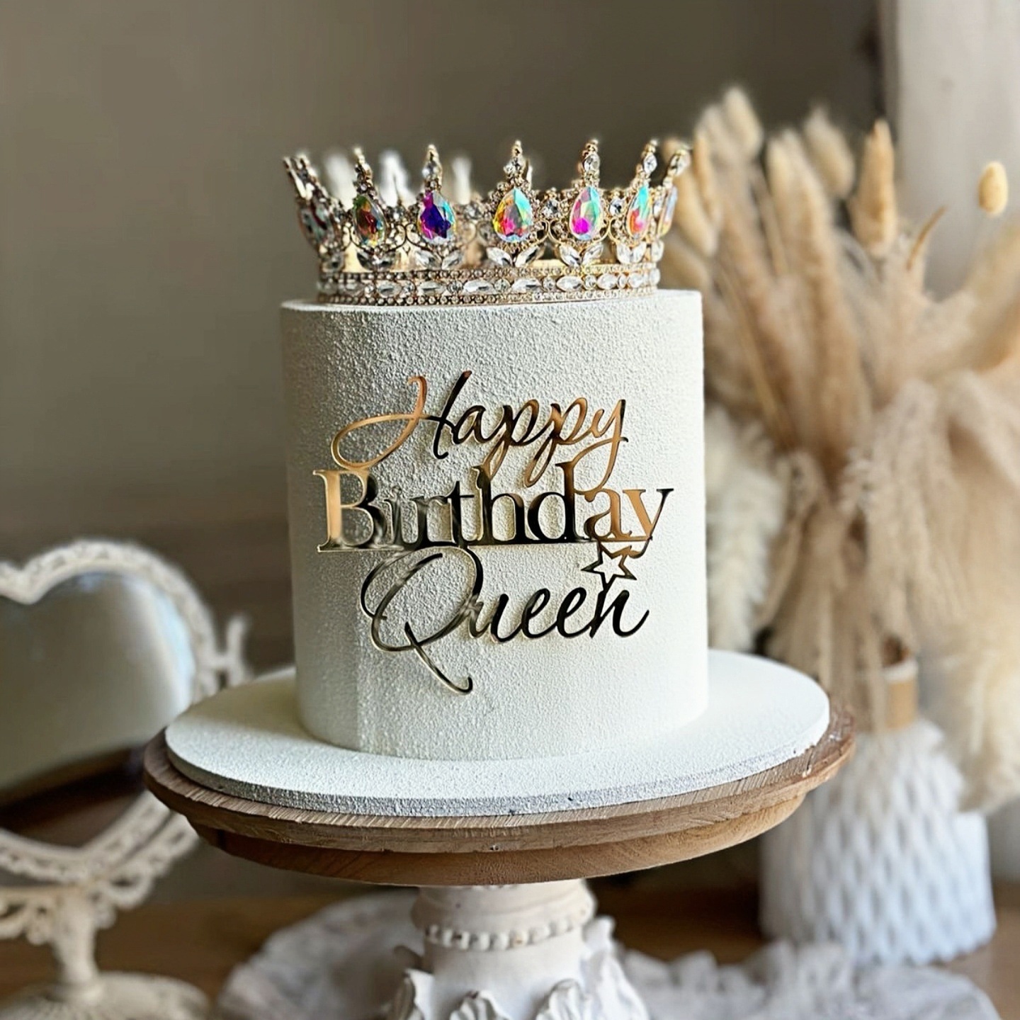 Happy Birthday to the golden Queen