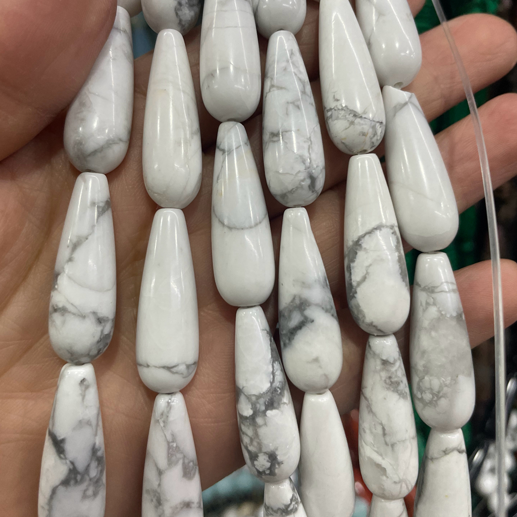 Howlite blanche