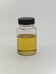 Een Kosteneffectieve Emulgator Van Oliezuurmethylester Voor Landbouwchemicaliën - Product Image 2