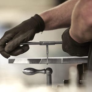 110 adet donanım araçları kiti metrik kılavuz ve pafta seti vida dokunun Die konu alaşım çelik dokunarak kılavuz ve pafta seti konu kesici seti - Product Image 4