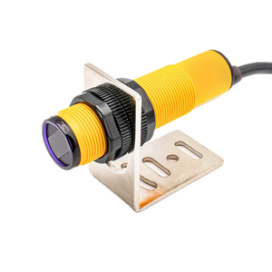Sensor de interruptor óptico de reflexión difusa 2/3 cables AC/DC 220V NPN/PNP Salida 10cm Detección Interruptor de conteo de distancia - Product Image 1
